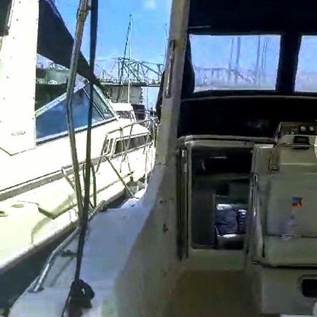 El Barco De Las Fiestas Sant Adria de Besos Εξωτερικό φωτογραφία